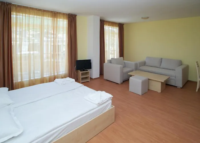 Anixi Apartmanhotel 3*