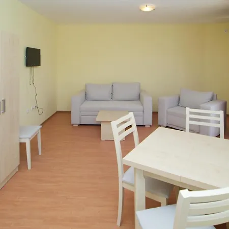 Anixi 3* 奥布佐尔