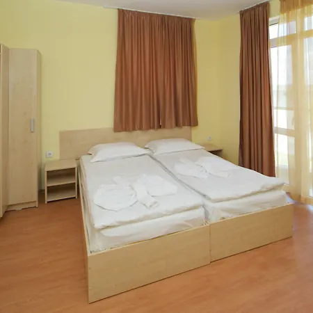 Anixi Aparthotel