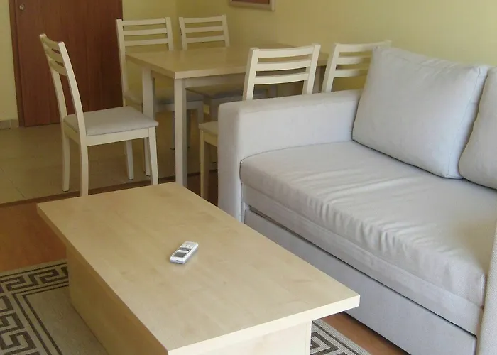 아파트호텔 Anixi